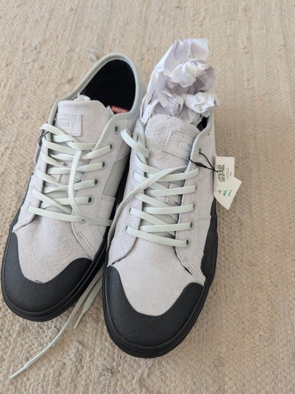 BNWT Globe Mahalo Plus